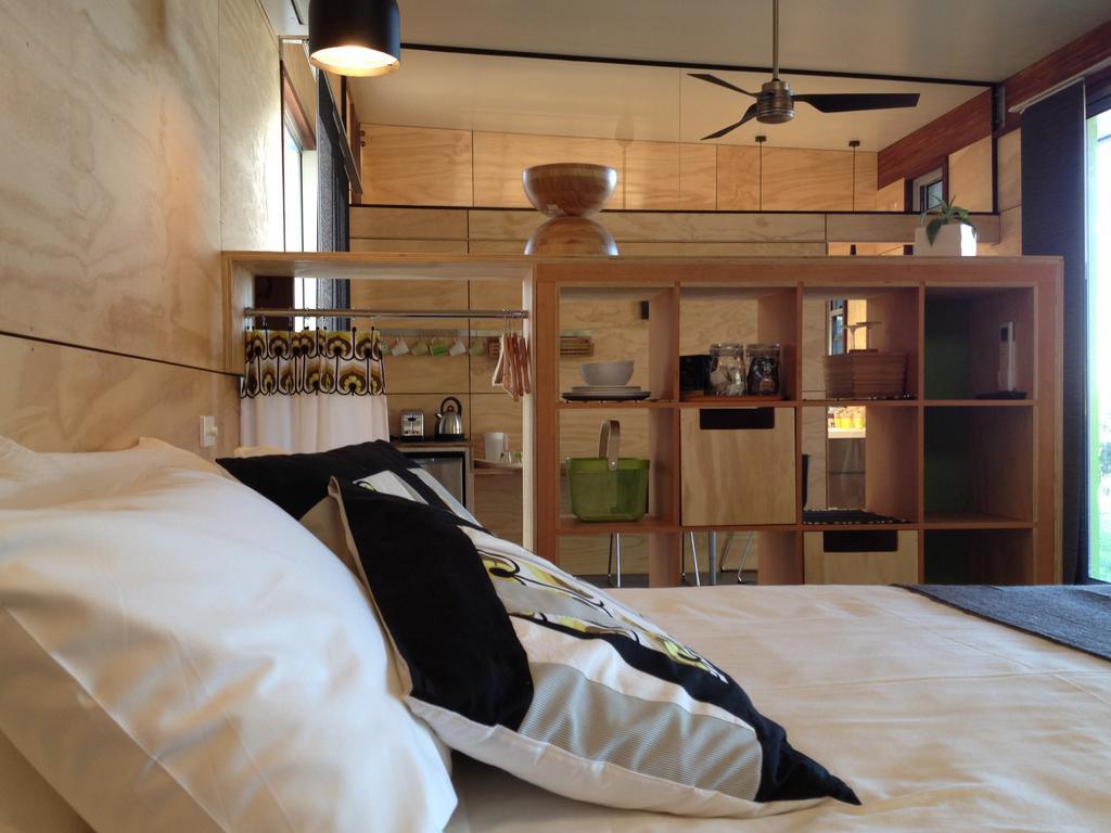 Отель Bed + Bauhaus Яллингап Номер фото